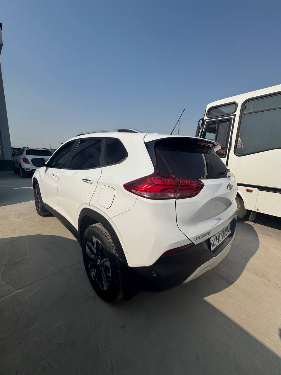 Продам TRACKER-2 Premier