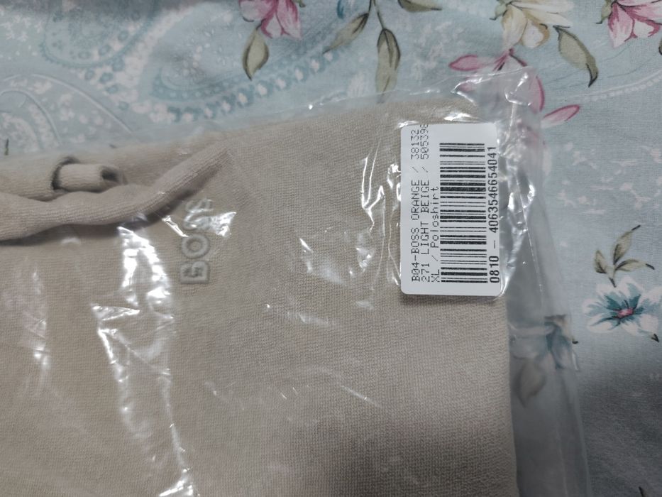 Чисто нови мъжки тениски с яка BOSS от Германия