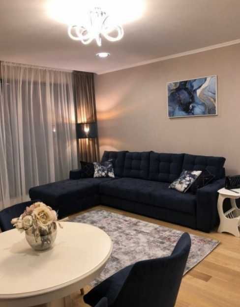 Дава се под наем Двустаен апартамент в Пловдив, Кършияка - 65 кв.м за 408 € - Снимка #2