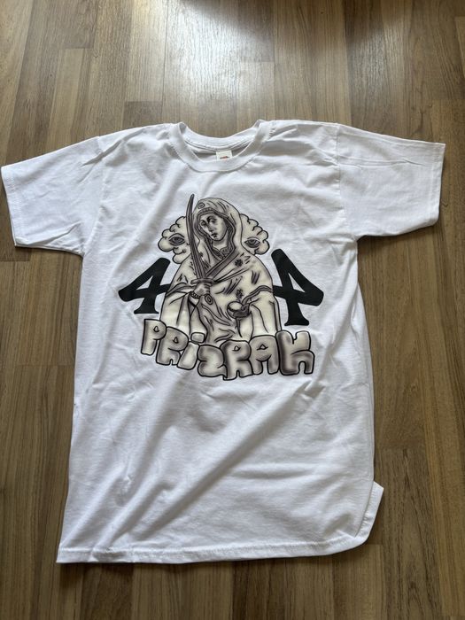 Тениска призрак