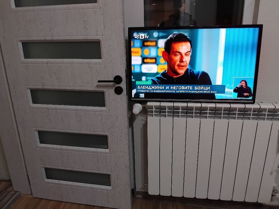 JVC 32 LCD перфектно