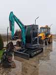 Inchiriez miniexcavator bobcat cu picon