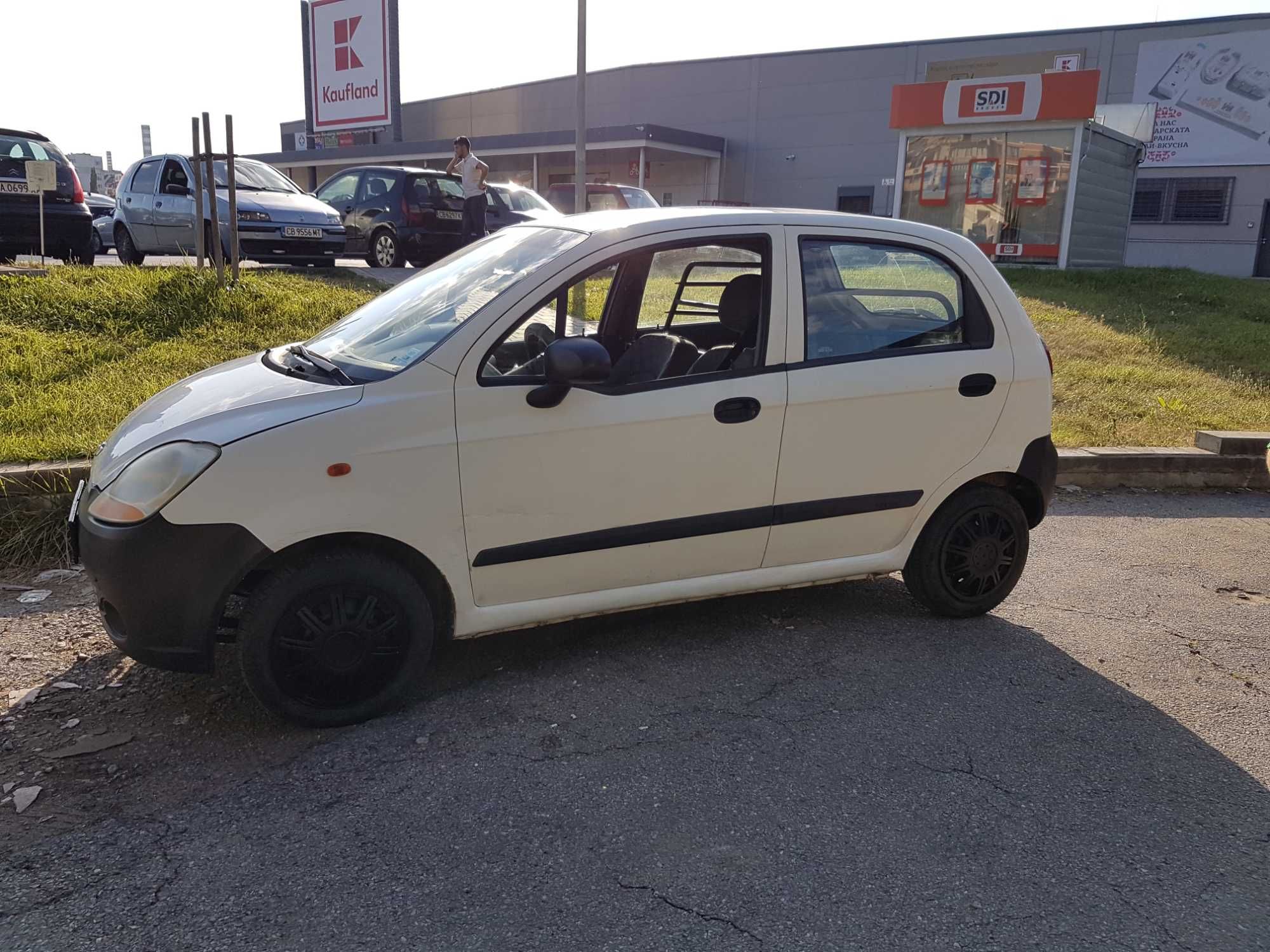 Лек автомобил Chevrolet Spark 0.8i  (52 Hp)