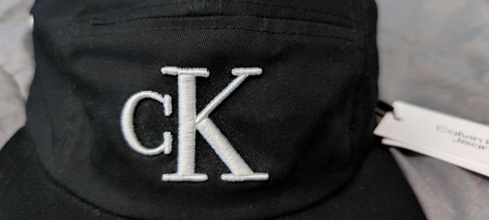 Calvin Klein шапка