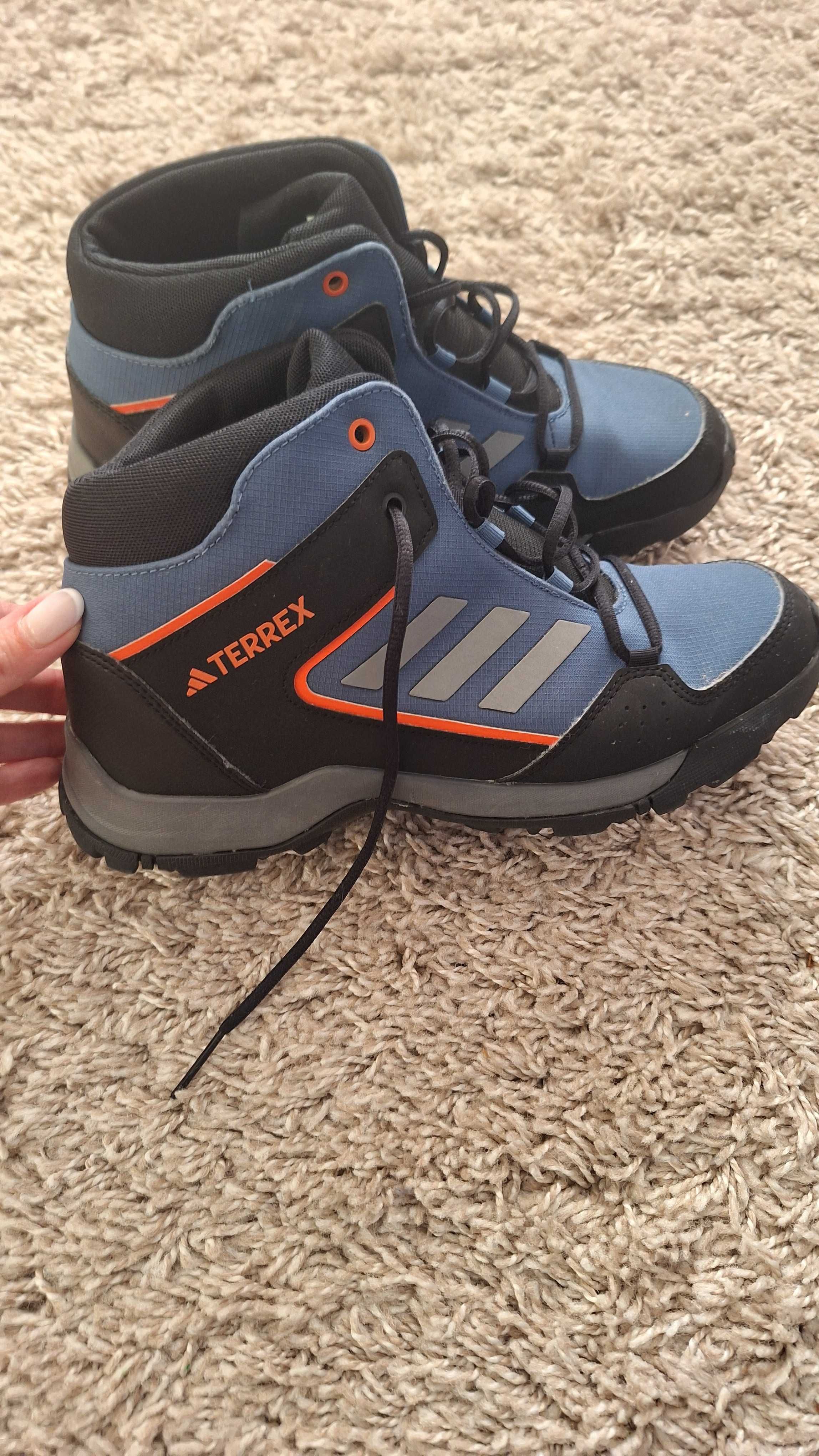 Детски зимни боти adidas terrex