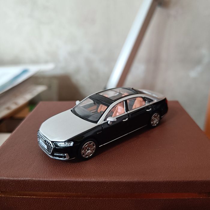Audi A8l Horch 1:64 Hot Wheels