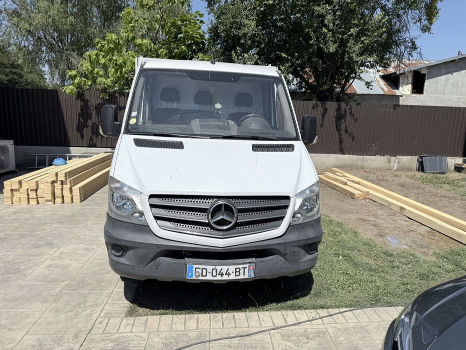 Mercedes benz sprinter