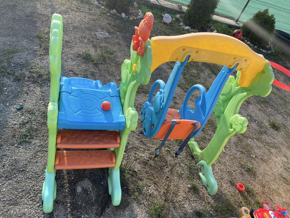 Детска пързалка с люлка