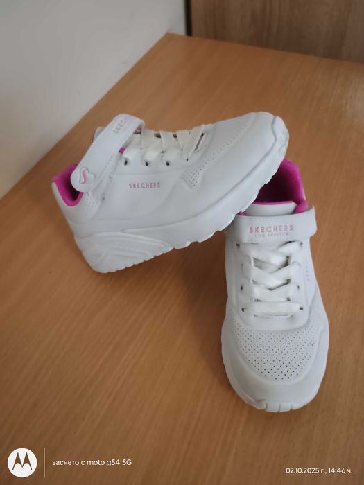 Маратонки Skechers , номер 33
