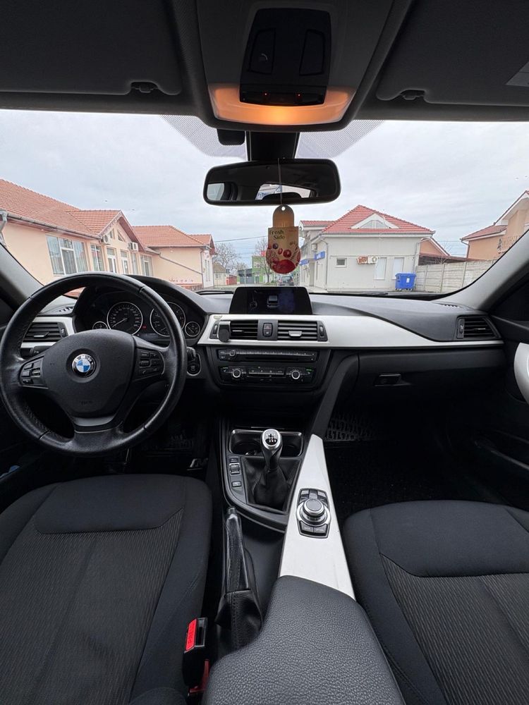 F31 318d xDrive euro 5 2014 negru
