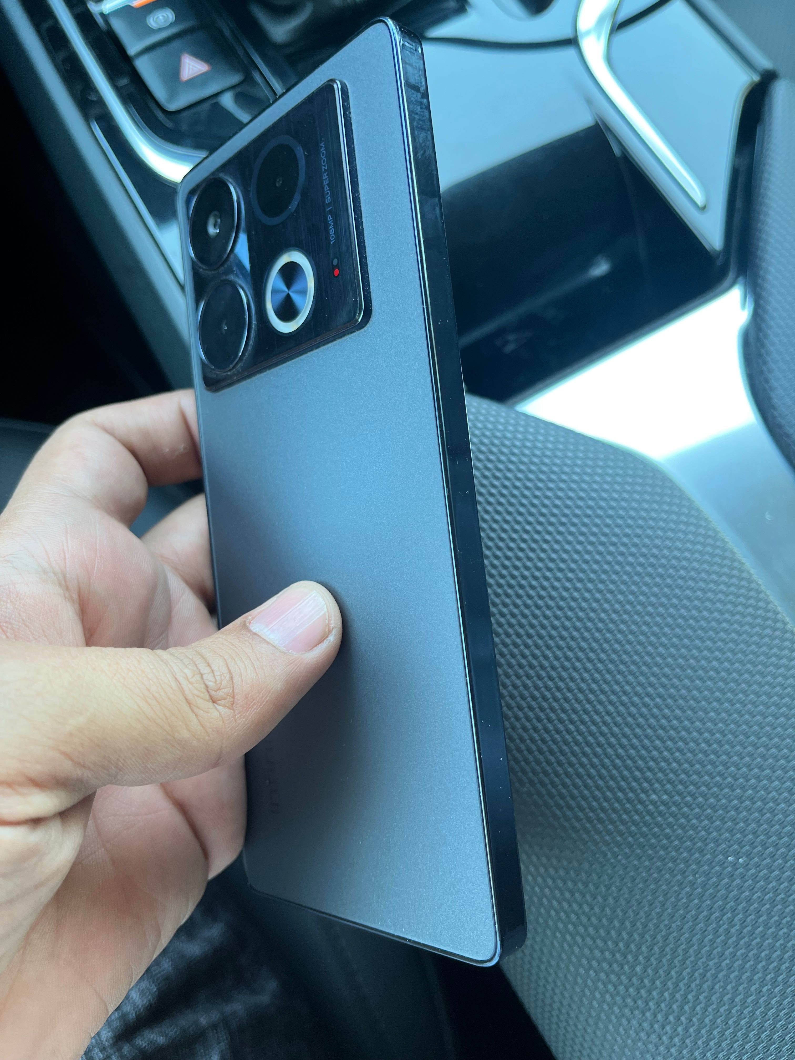 Infinix note 40 pro ideal xolatda