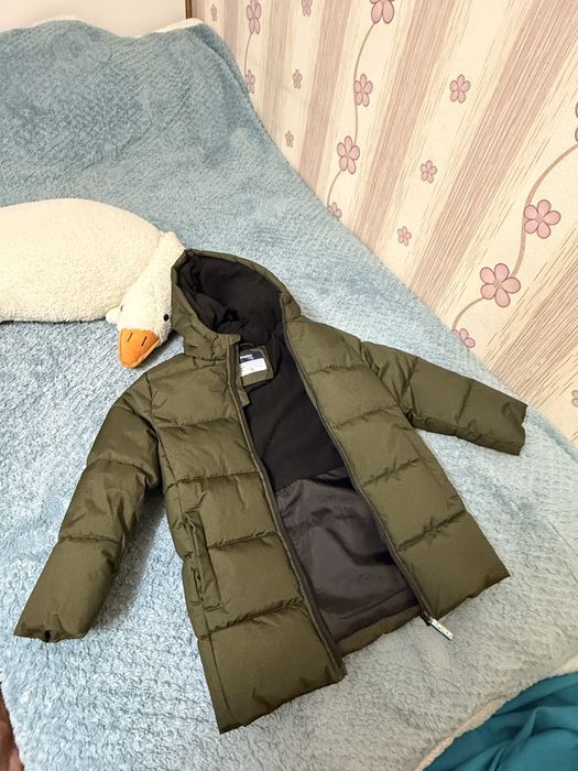 Зимняя куртка на мальчика 4-5лет