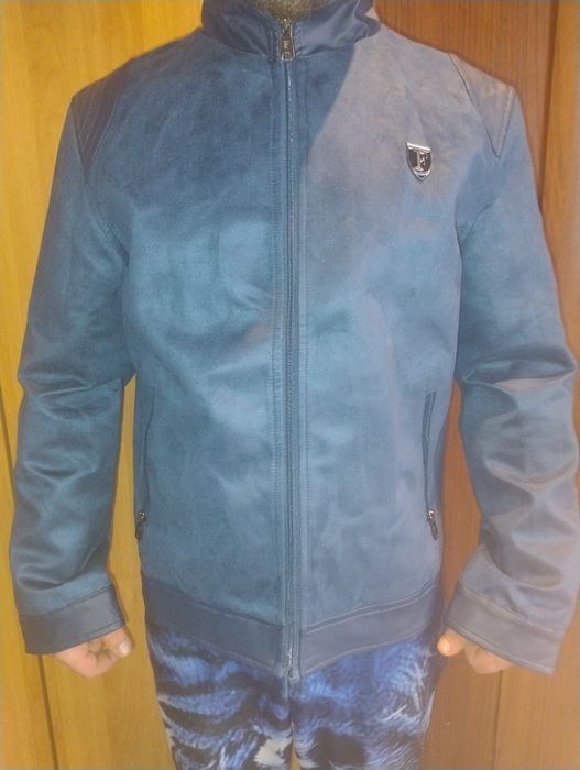 Vând geacă Ferrari originala