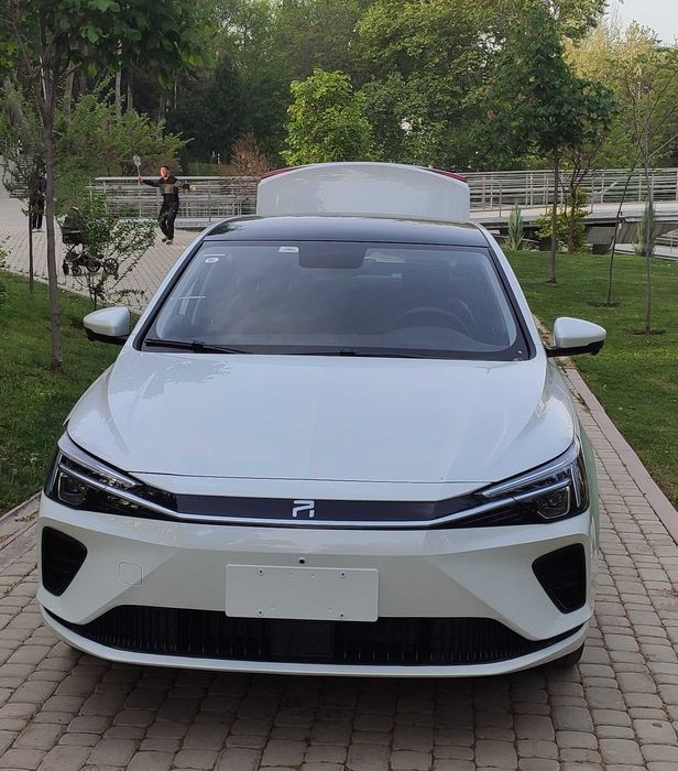 Срочно продается Электромобиль Marvel ER6  с ходом в 620км