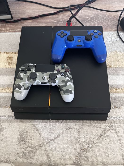 Продается PlayStation4