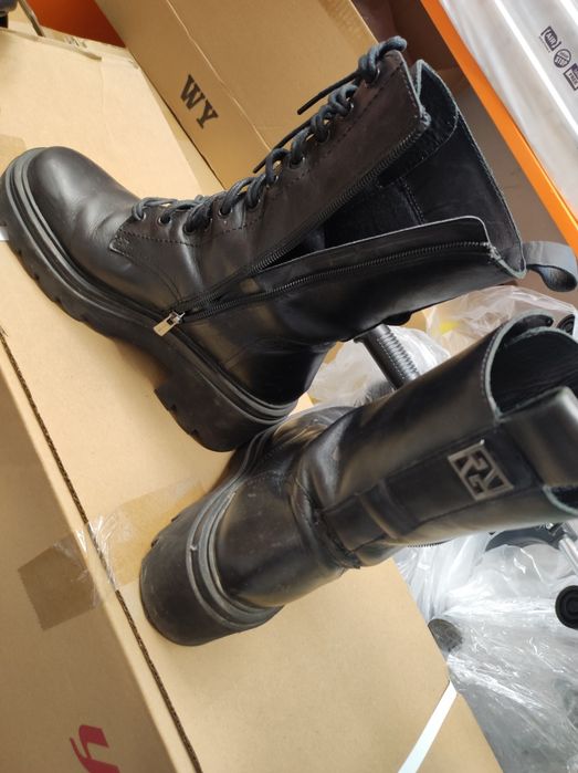 Bocancii mărimea 38