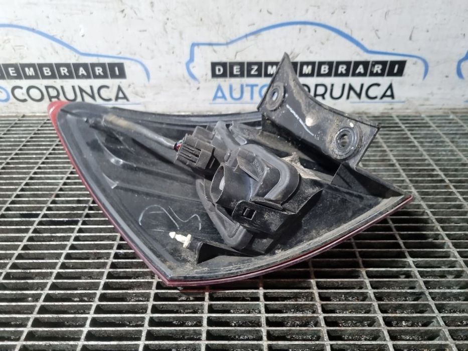 Stop Dreapta Nissan Qashqai Facelift 2010 - 2013 SUV 4 Usi (1300) Bec clasic