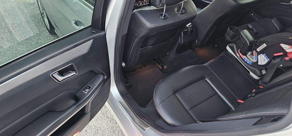 Mercedes Benz E220 CDI 170 к.с