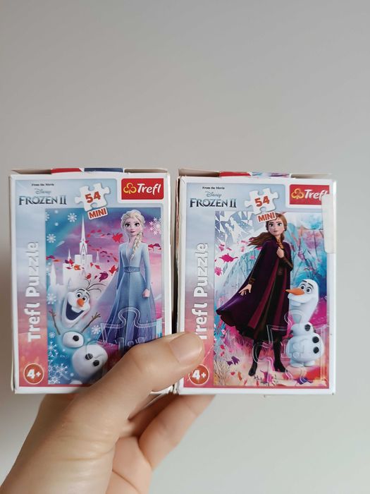 Два пъзела + Играчка Pez, Forozen, Елза и Ана замръзналото