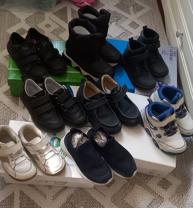 Сапоги ботинки кроссовки на мальчика 28-32 размера