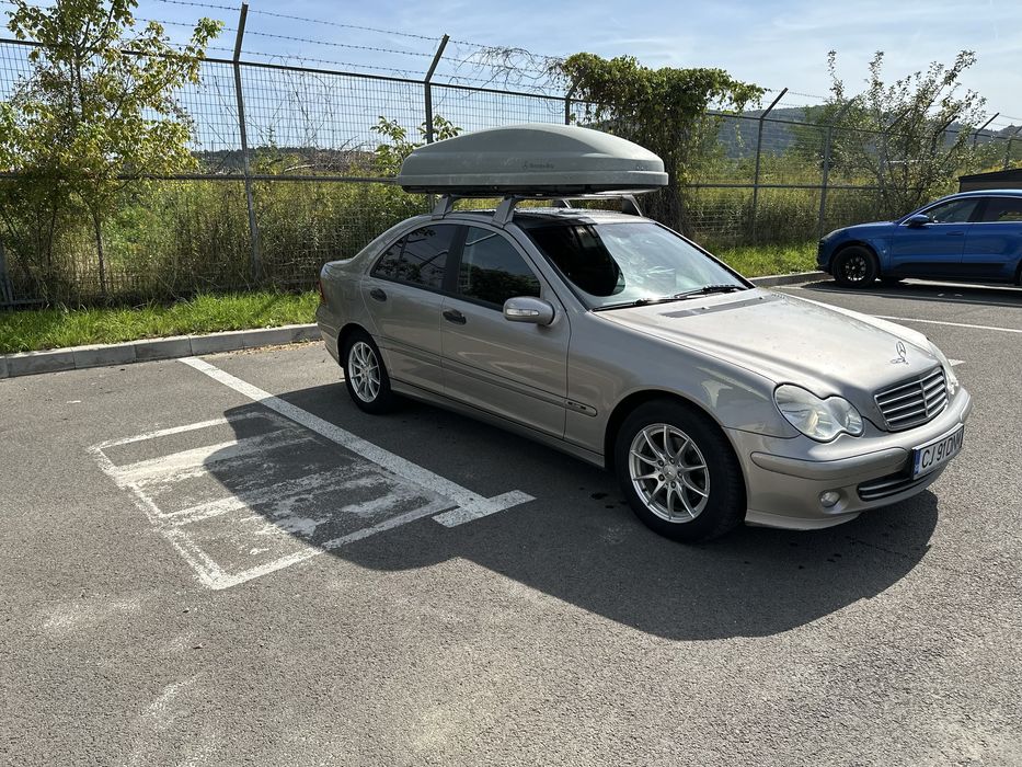 Mercedes Benz C class 220d w 203
