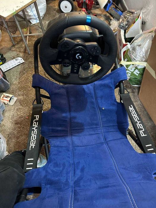 Logitech G29 + Playseat Challenge – set complet racing – 1.100 lei