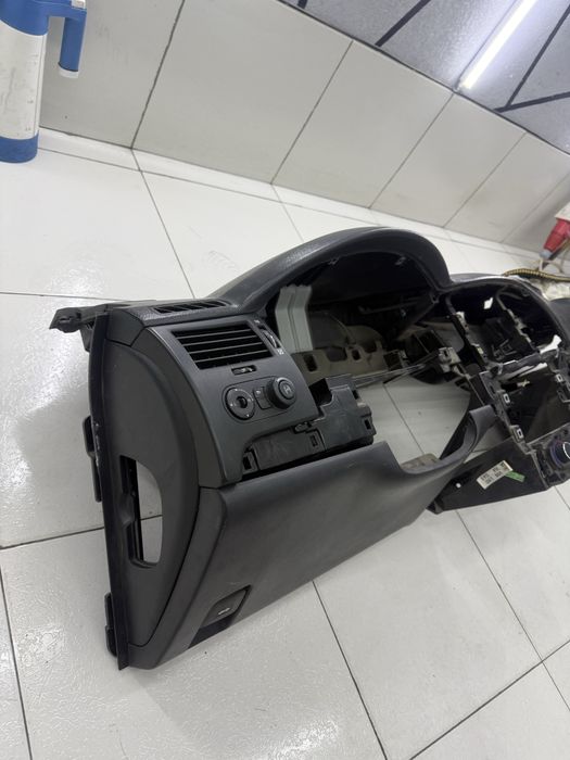 Epika tarpetka zibori sotiladi