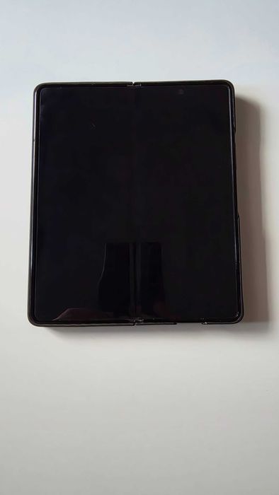 Samsung Galaxy Z Fold 5 512GB Black + 3 cases