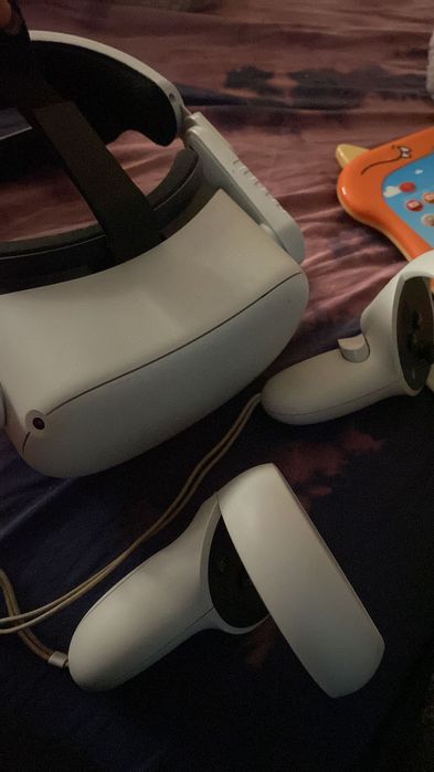 Продам vr очки oculus quest 2 в идеальном состоянии