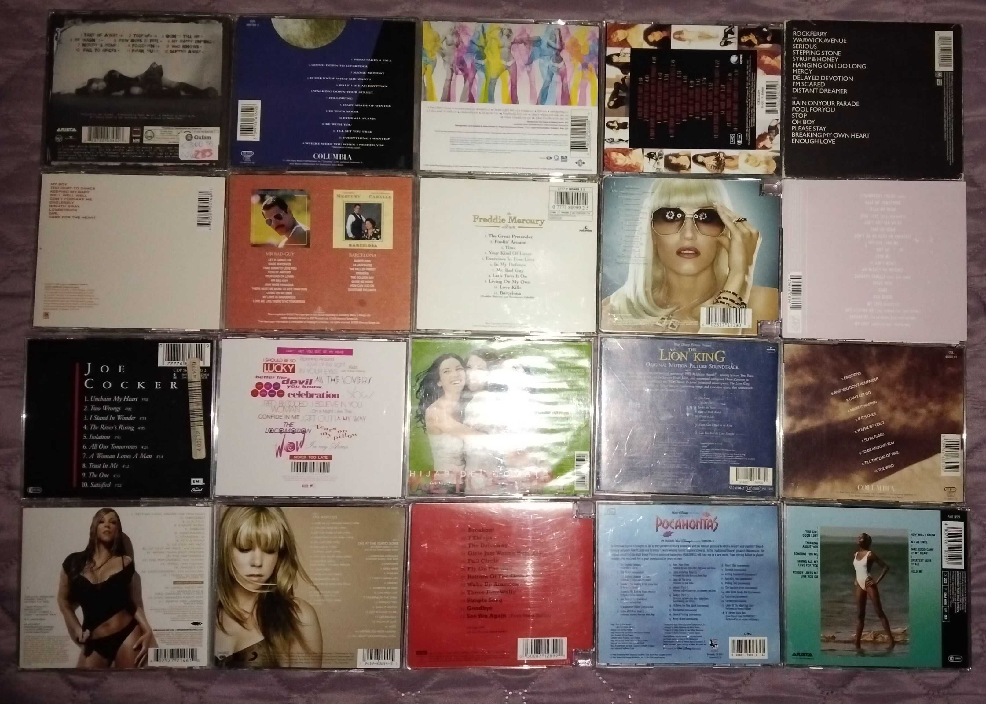 Оригинални CD дискове.