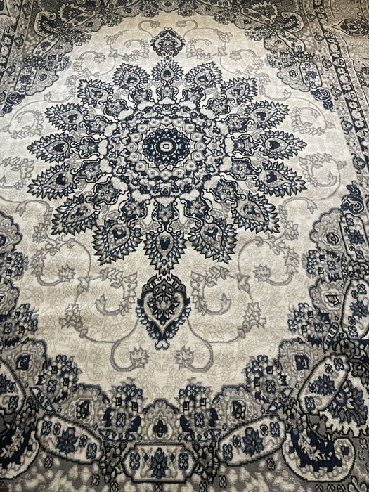 Гилам размер 2.5/3.5 цена 450 гилам 3/4 цена 650