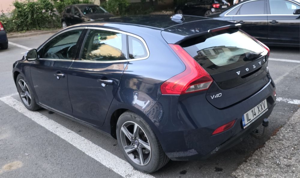 Volvo V40 Momentum