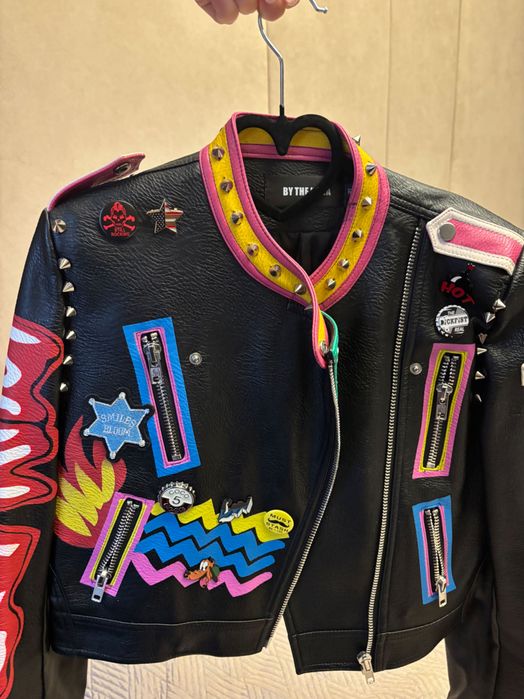 Дамско кожено яке - цветно и модерно