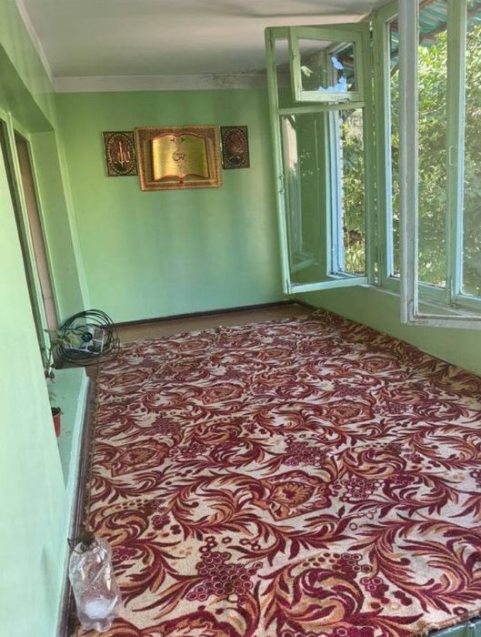 Ижарага уй берилади  алгаритим  4 хона  400& 2 этаж