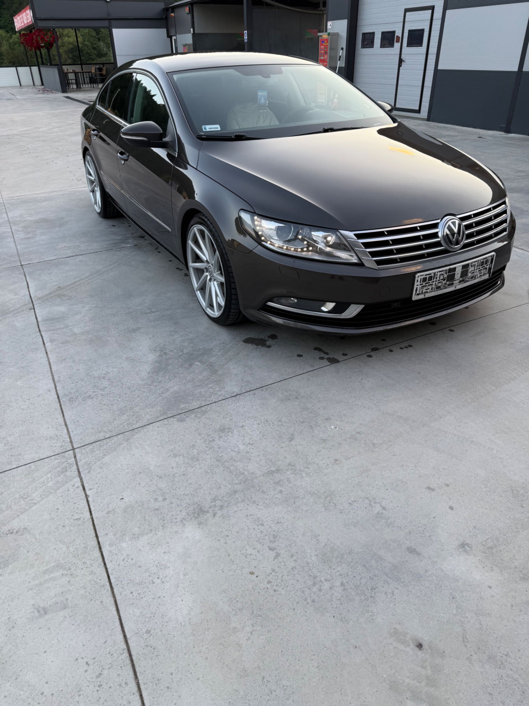 Vând Vw Passat CC