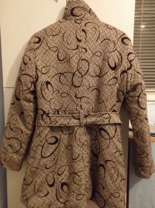 Haină de damă mărimea M, maro cu bej