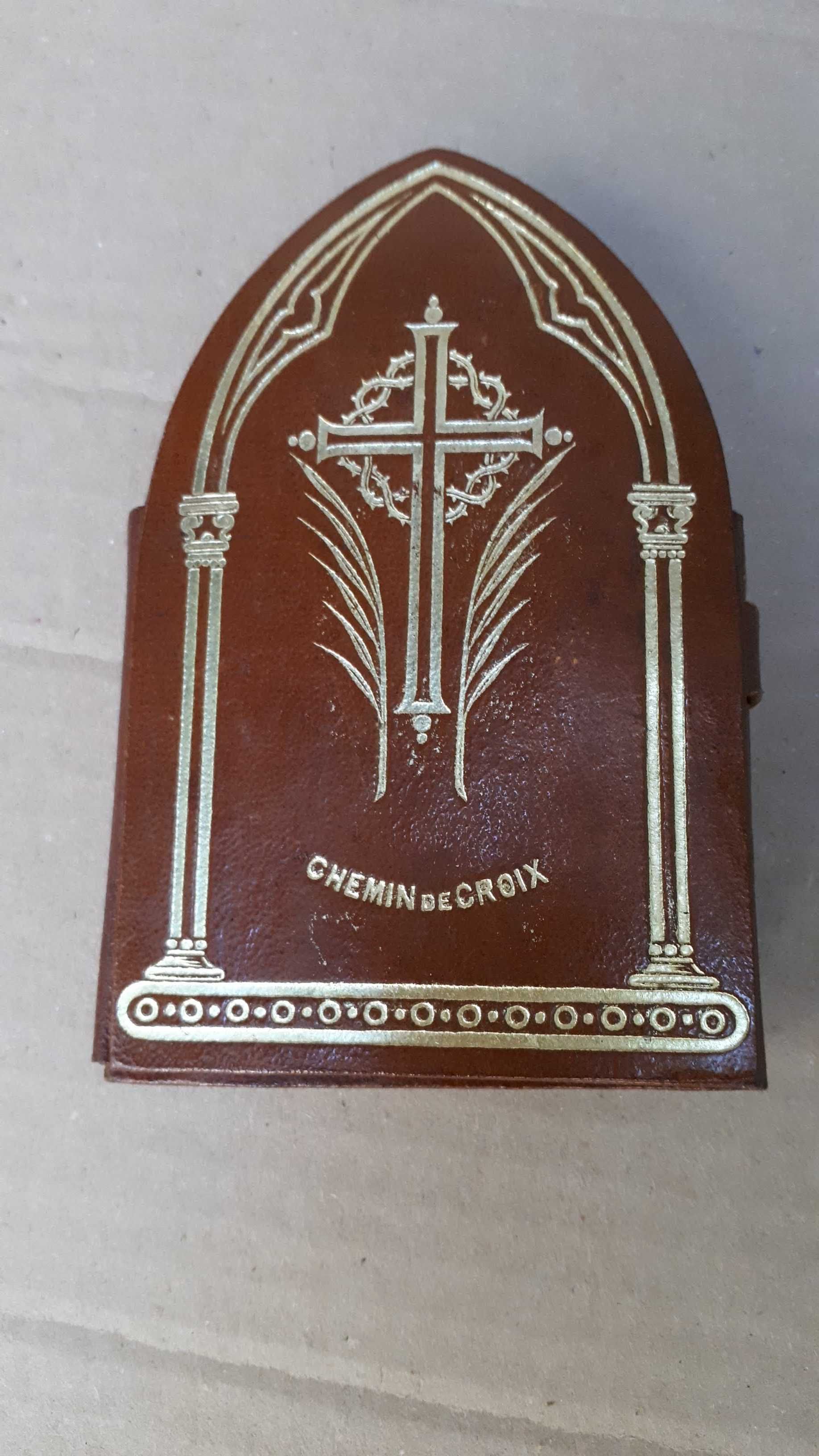 Carte plianta din piele cu 14 imagini "Drumul Crucii", vintage, Franta