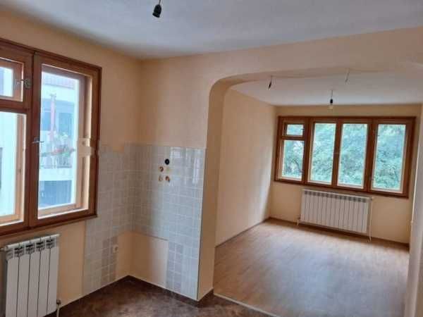 Продава се Многостаен апартамент в Пловдив, Централна гара - 133 кв.м за 1617 €/кв.м - Снимка #2