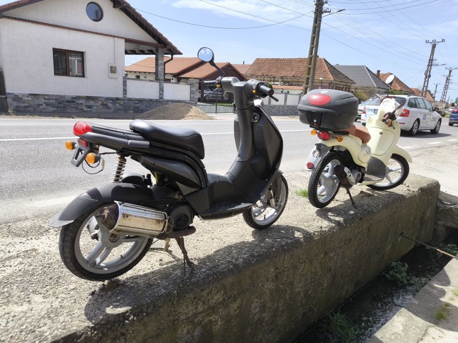 Vând scuter Aprilia Scarabeo și Peugeot Ludix ambele impecabile