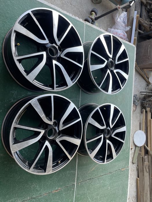 Диски нужно на две балансировку.