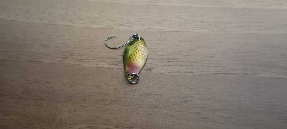 воблери и клатушки за пъстърва+органайзер/класьор/