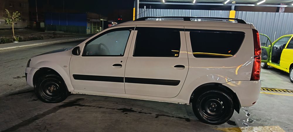 Lada larcus 2016