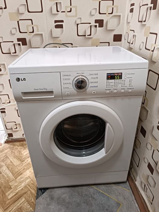 Стиральная машинка  автомат 5kg