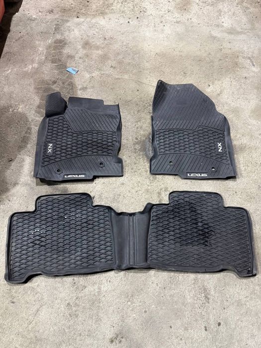 Полики салона на Лексус НКС / Lexus NX