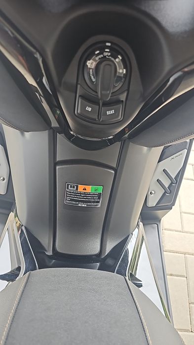 Scuter Yamaha  XMax-TechMax 125cm3