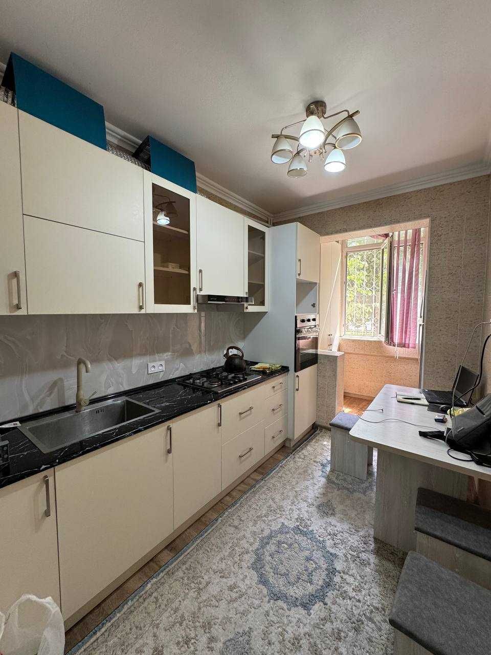 СРОЧНО продажа 3/5/9 ул.Айбек ор.Гарант банк, 72м2