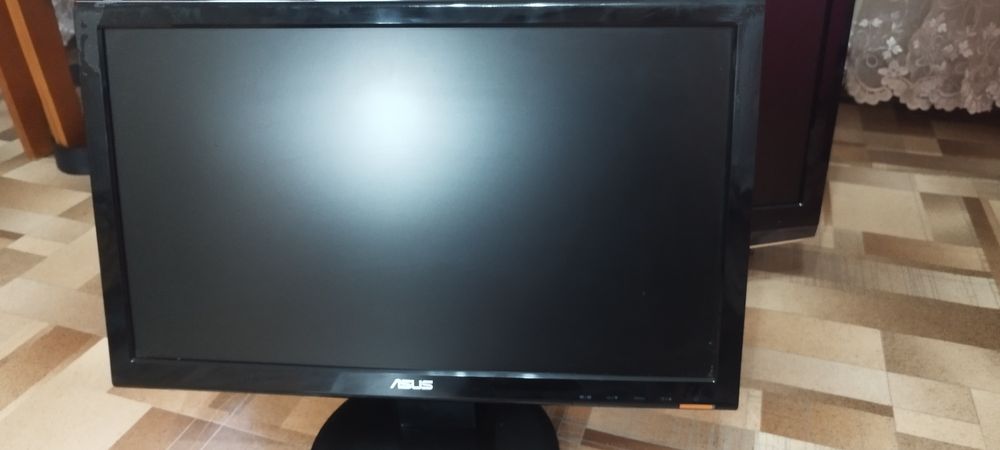 Продам монитор ,ASUS б/у в хорошем состоянии.