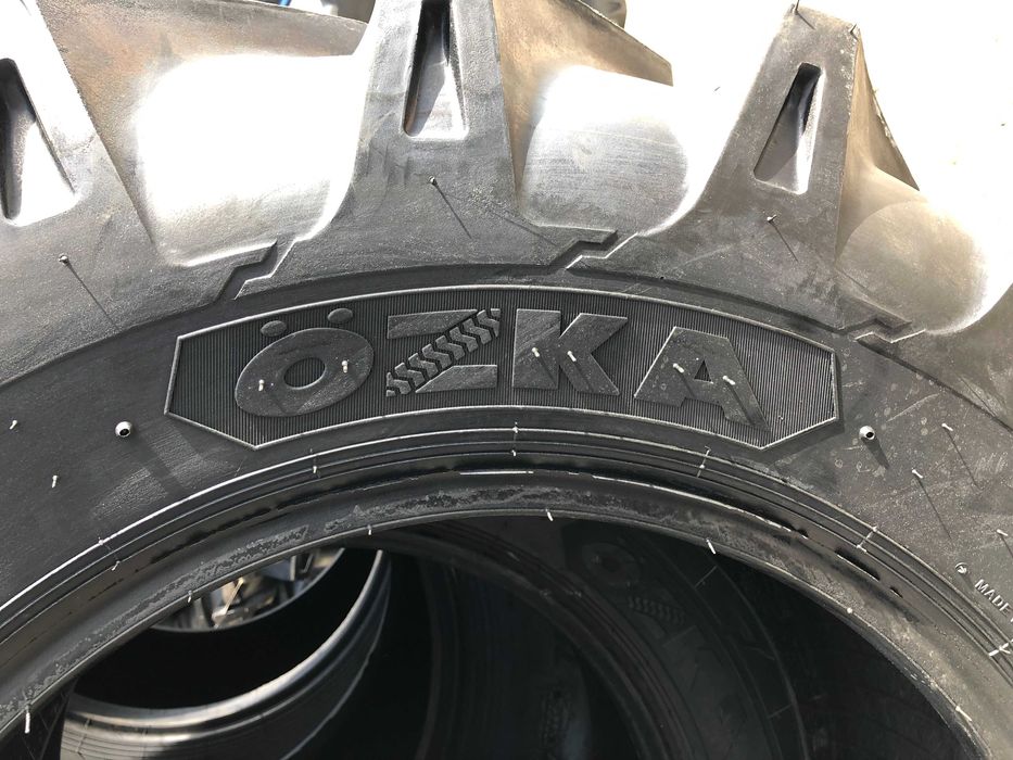 Anvelope pentru TRACTOR 13.6-24 marca OZKA cu 8PLY cauciucuri noi