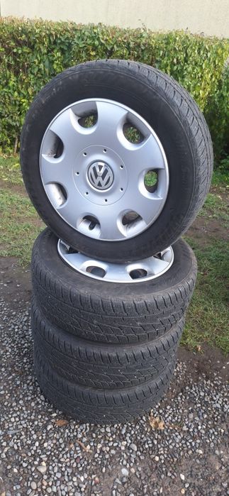 Roti iarna 205 55 R16 cu jante 5x112 și capace