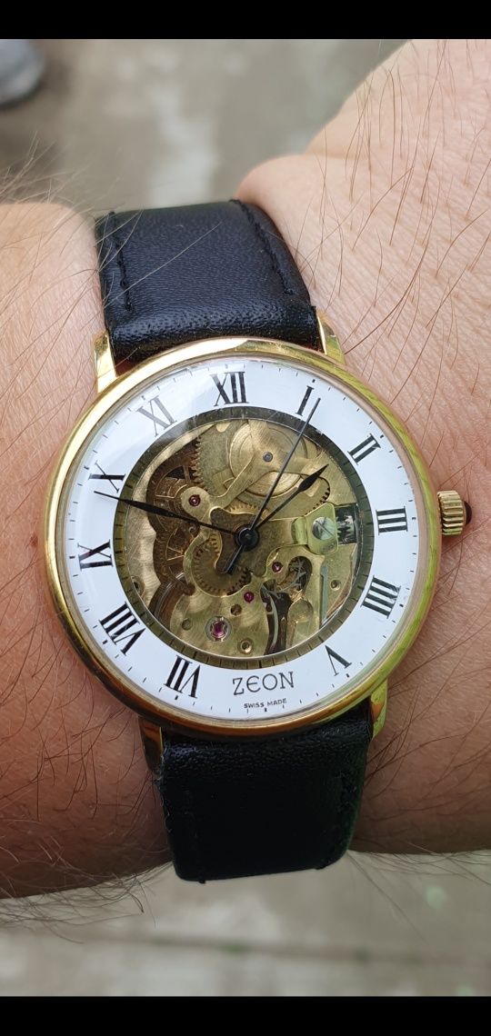 Ceas Zeon skeleton